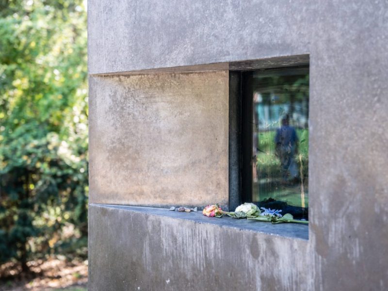 Das Denkmal für die im Nationalsozialismus verfolgten Homosexuellen in Berlin