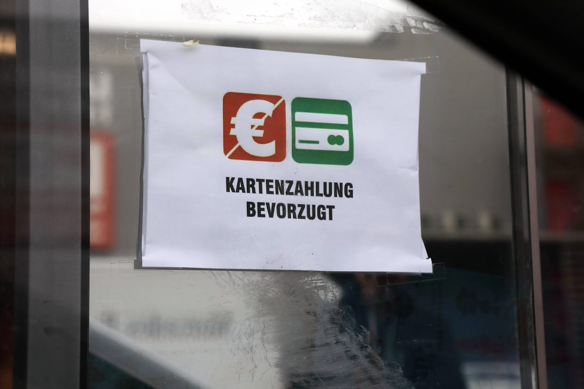 Berlin will mehr Kartenzahlung.