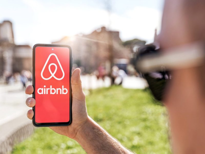 Airbnb