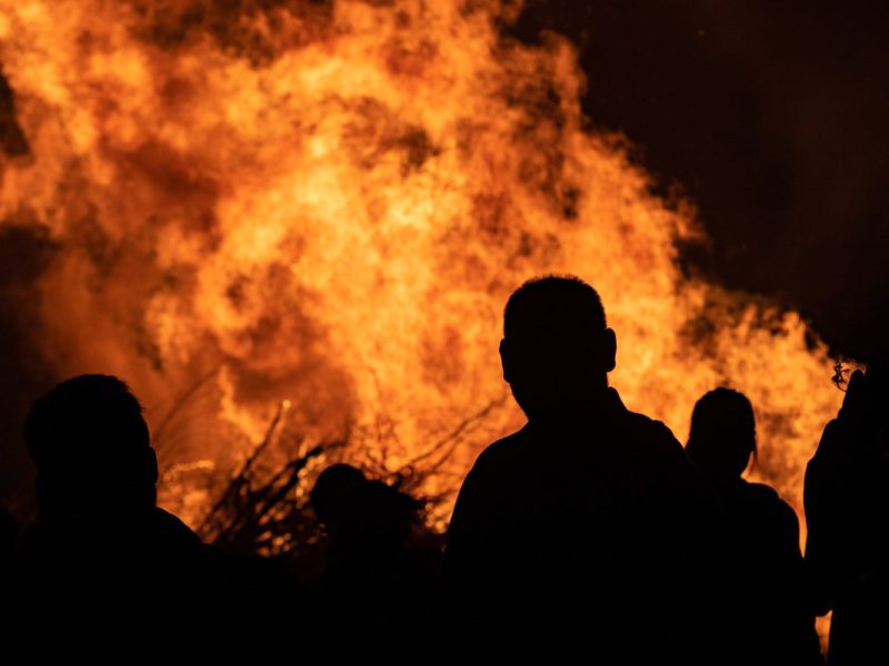 Osterfeuer in Berlin