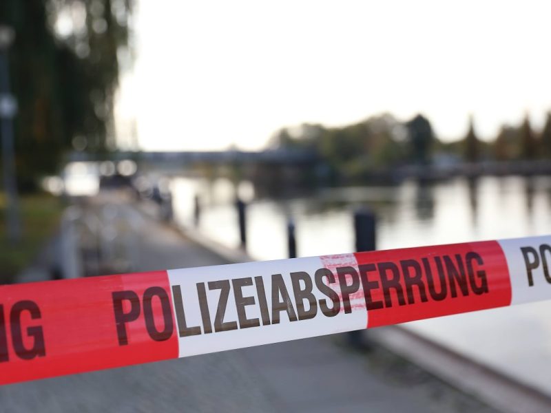 Symbolbild. Im Dezember fand im in der Havel eine Leiche. Die Polizei Berlin bittet nun um Mithilfe bei der Identifizierung des Mannes.