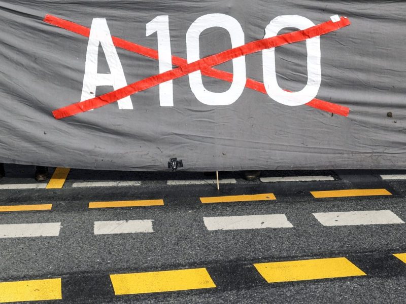 Demos Berlin A100