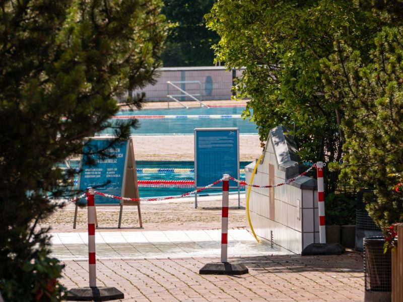 Symbolbild. Im Freibad in Berlin-Kreuzberg ist das Baden derzeit nur eingeschränkt möglich.