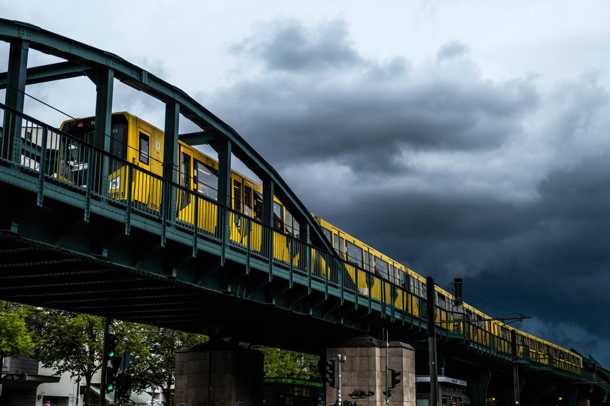 Bislang zeigte sich das Wetter in Berlin & Brandenburg von seiner sonnigen Seite. Doch damit dürfte vorerst Schluss sein. Oder nicht?