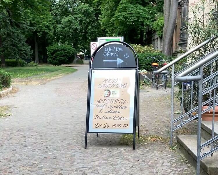 Viele Restaurants in Berlin bieten dieses klassische Gericht an. In dieser außergewöhnlichen Location jedoch nicht.