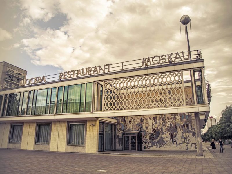 Restaurants in Berlin: Bekommt das Café Moskau bald einen neuen Namen?