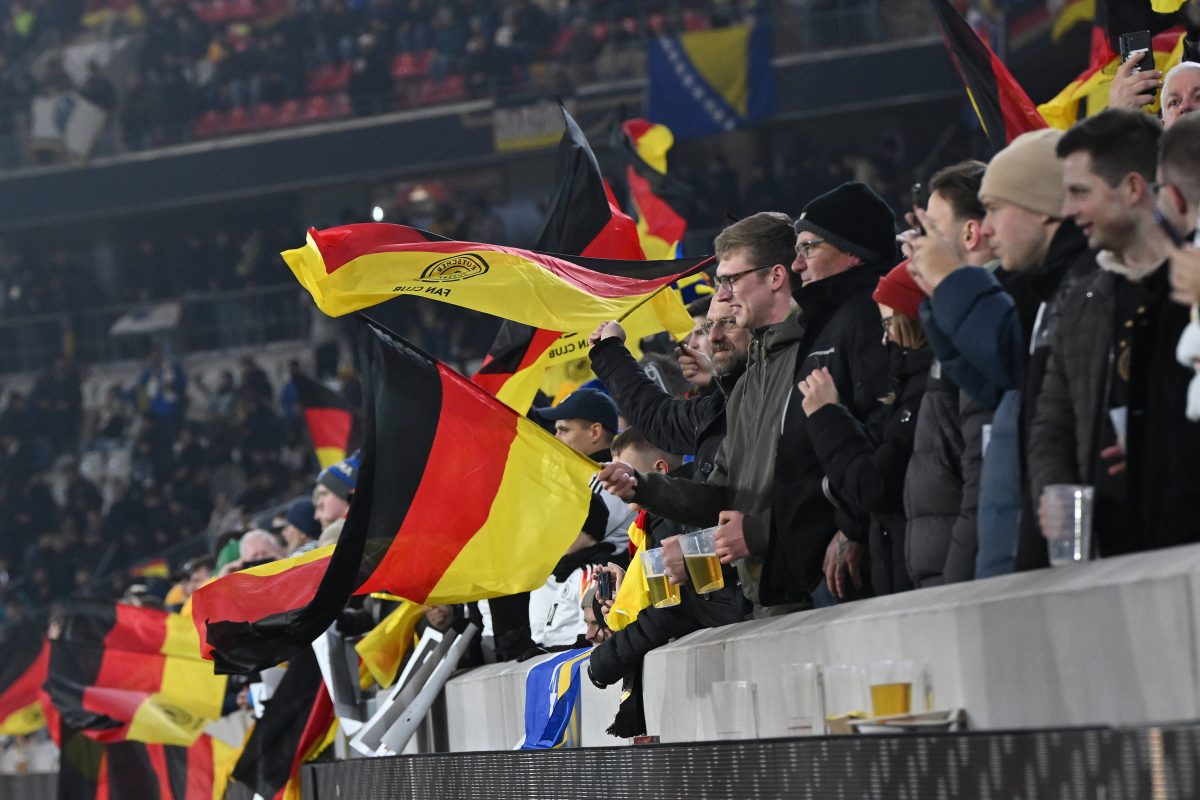 Im Spiel Deutschland - Bosnien-Herzegowina zauberte die DFB-Elf einmal mehr. Vor allem eine Sache beeindruckt die Fans.