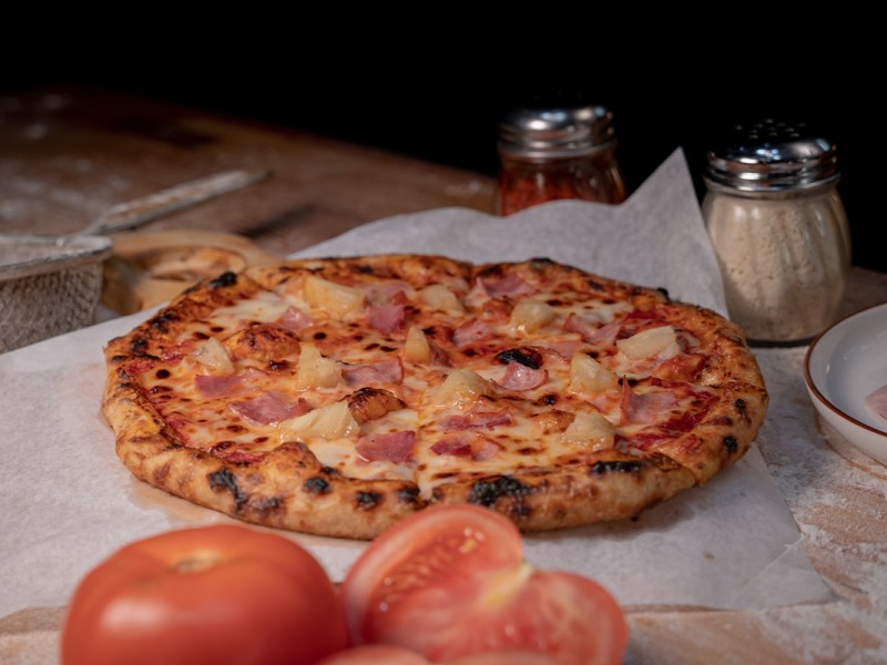 Restaurant in Berlin: Pizza Hawaii fÃ¼r 99 Euro â€“ GÃ¤sten bleibt die Luft weg